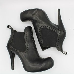 Pedro Garcia Black Heeled Pull On Ankle Booties 39